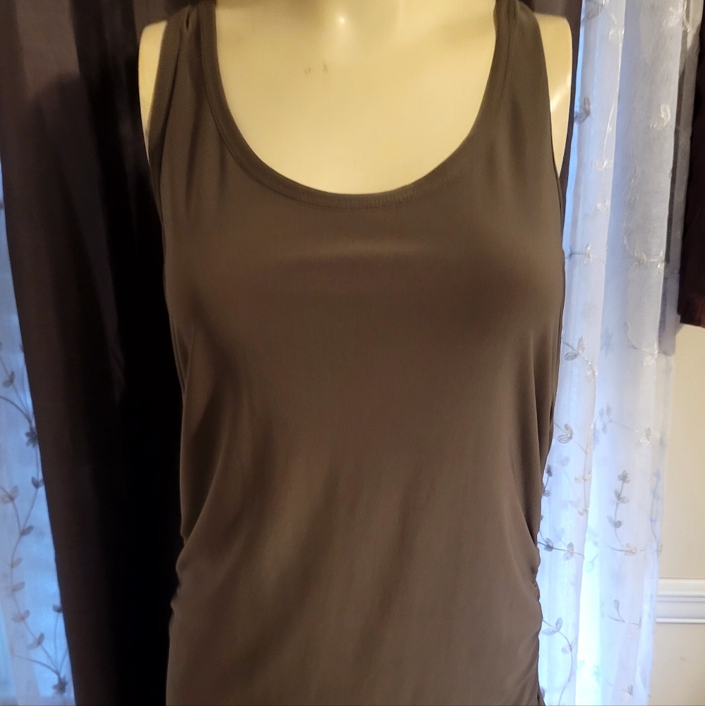 Sleeveless blouse